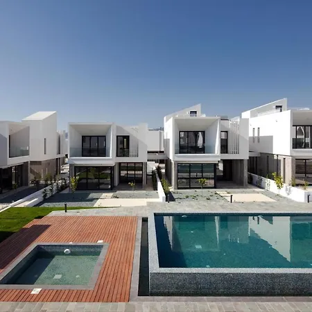 Avalon 1 6 Communal Pool Villa
